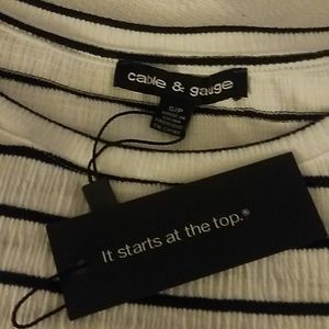 Cable & Gauge Tops - NWT Ruffle sleeve top Cable & Gauge Tops - NWT Ruffle sleeve top